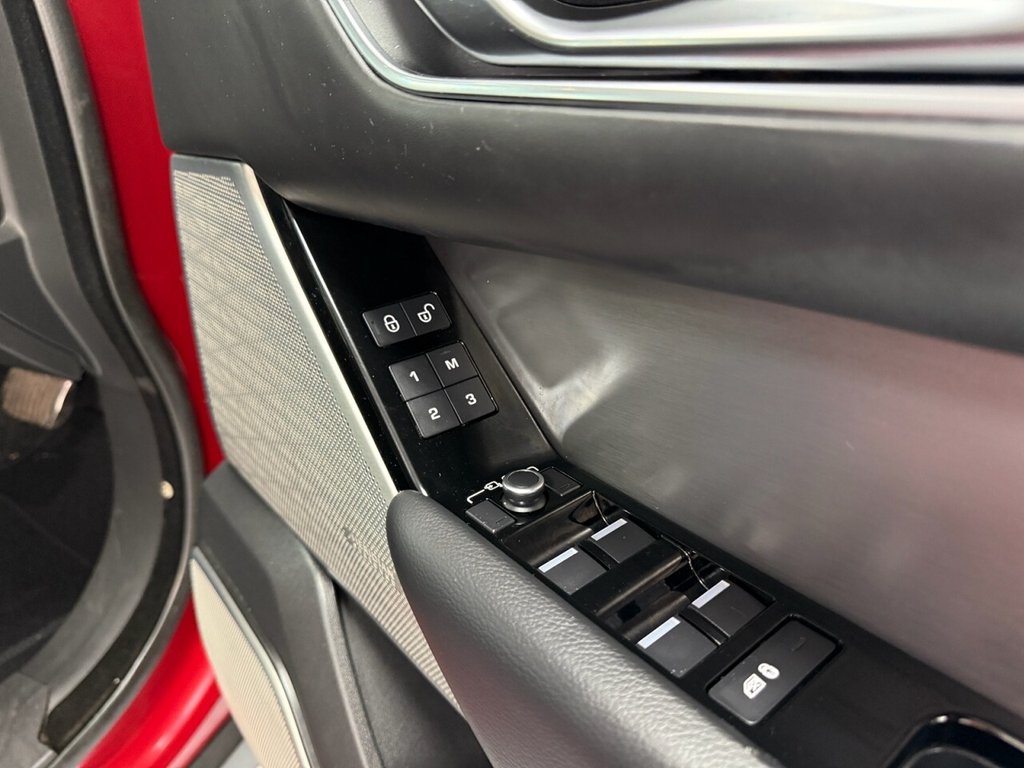 Used Land Rover Range Rover Velar 2018 for sale - 76776693: Photo 33