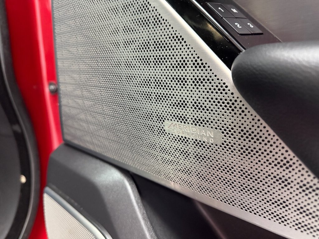 Used Land Rover Range Rover Velar 2018 for sale - 76776693: Photo 34