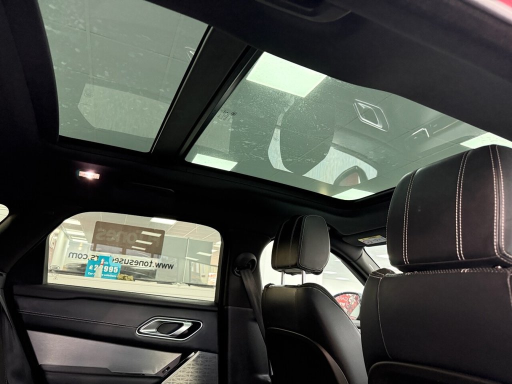 Used Land Rover Range Rover Velar 2018 for sale - 76776693: Photo 9