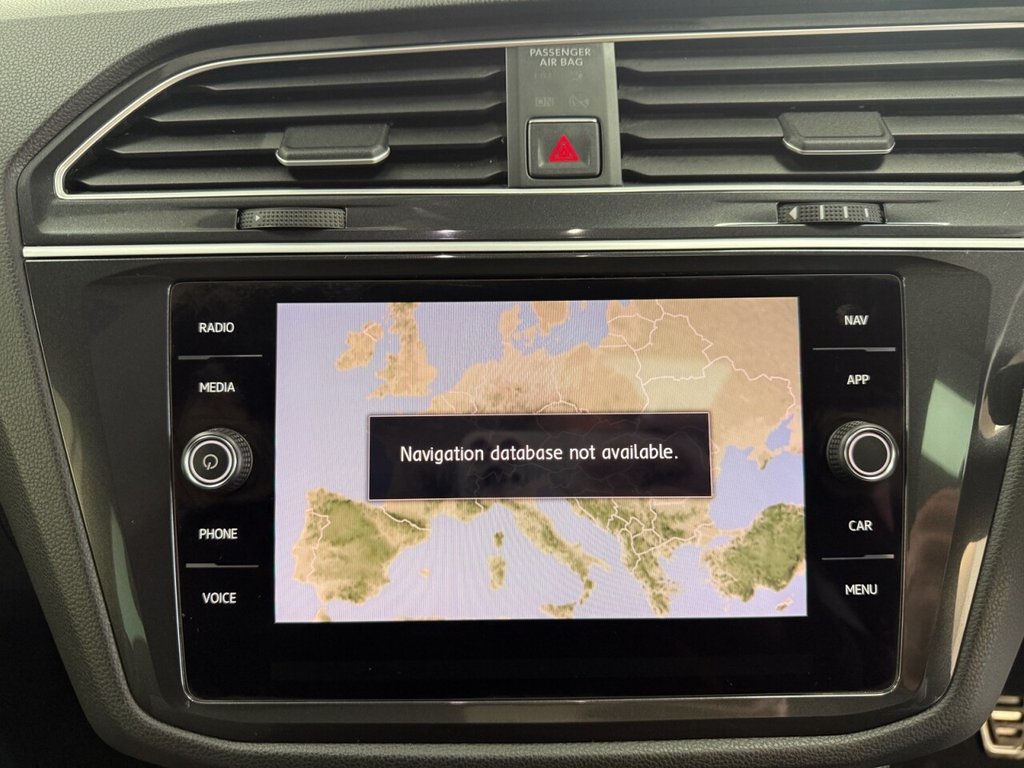 Used Volkswagen Tiguan 2018 for sale - 77780592: Photo 35