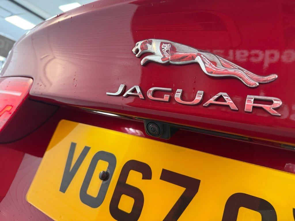 Used Jaguar XE 2017 for sale - 76776568: Photo 10