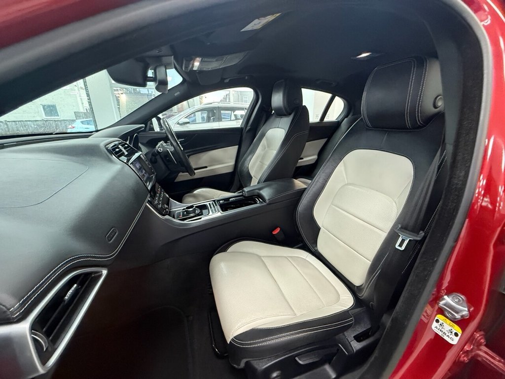 Used Jaguar XE 2017 for sale - 76776568: Photo 17