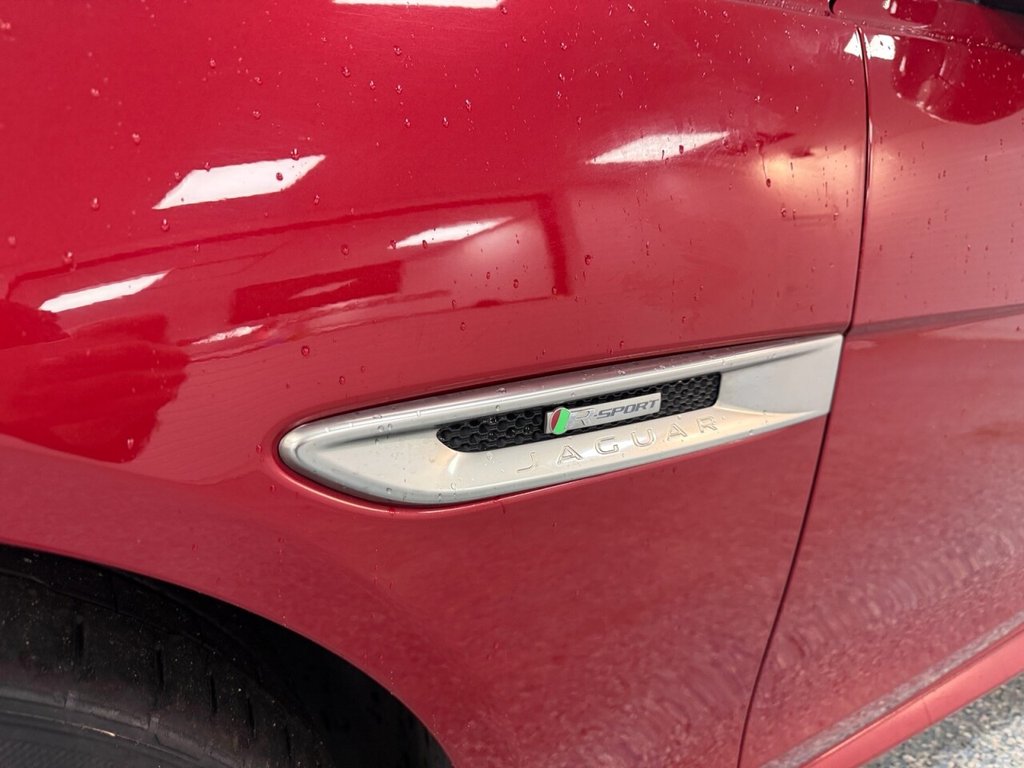 Used Jaguar XE 2017 for sale - 76776568: Photo 20