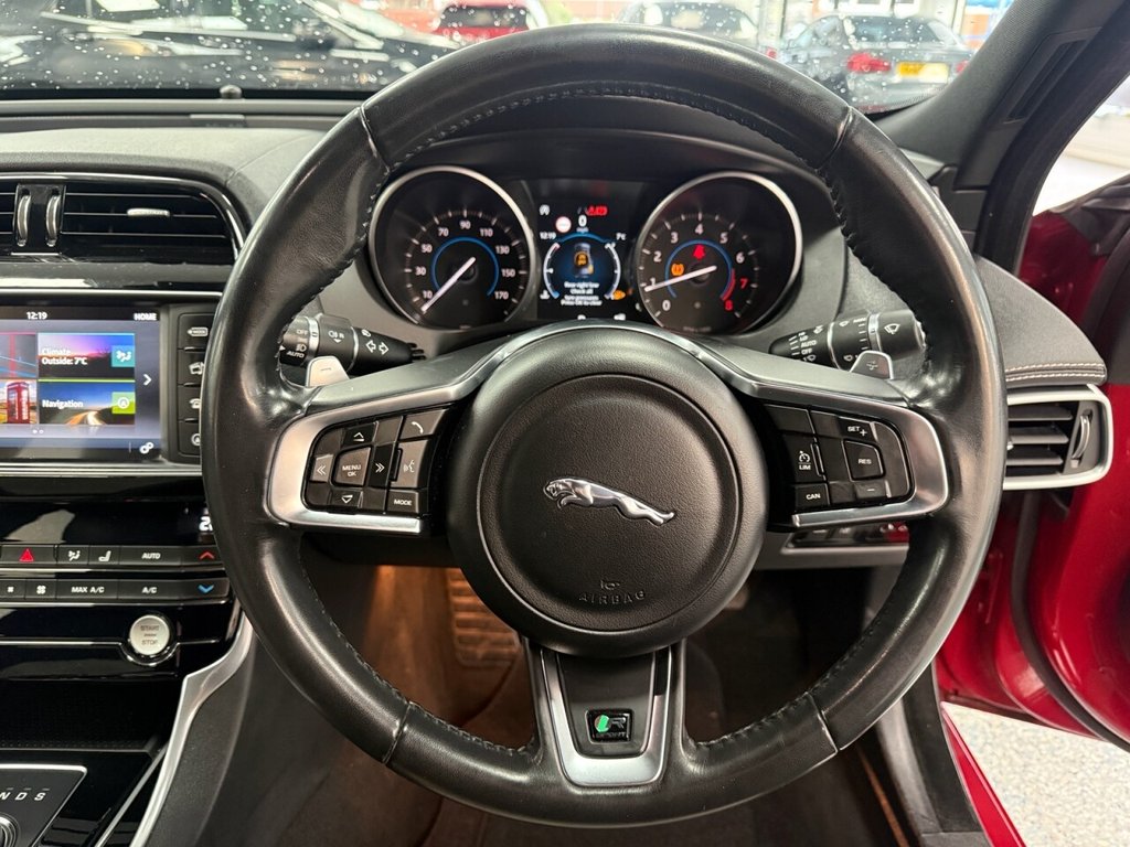 Used Jaguar XE 2017 for sale - 76776568: Photo 29