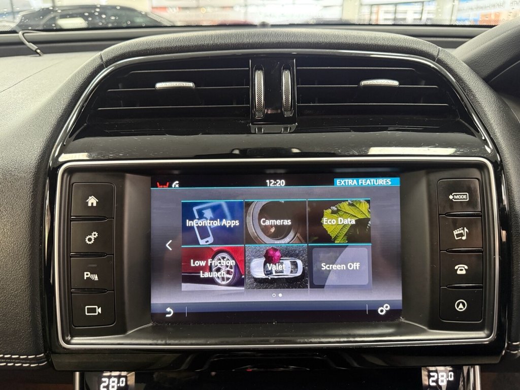 Used Jaguar XE 2017 for sale - 76776568: Photo 40