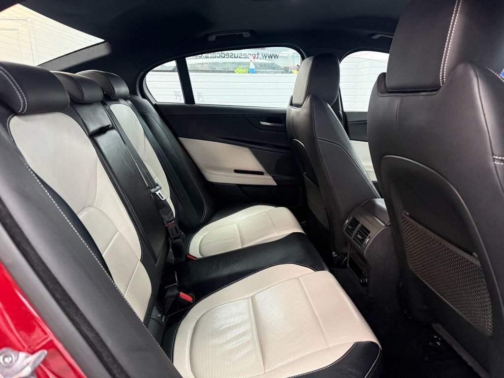 Used Jaguar XE 2017 for sale - 76776568: Photo 5