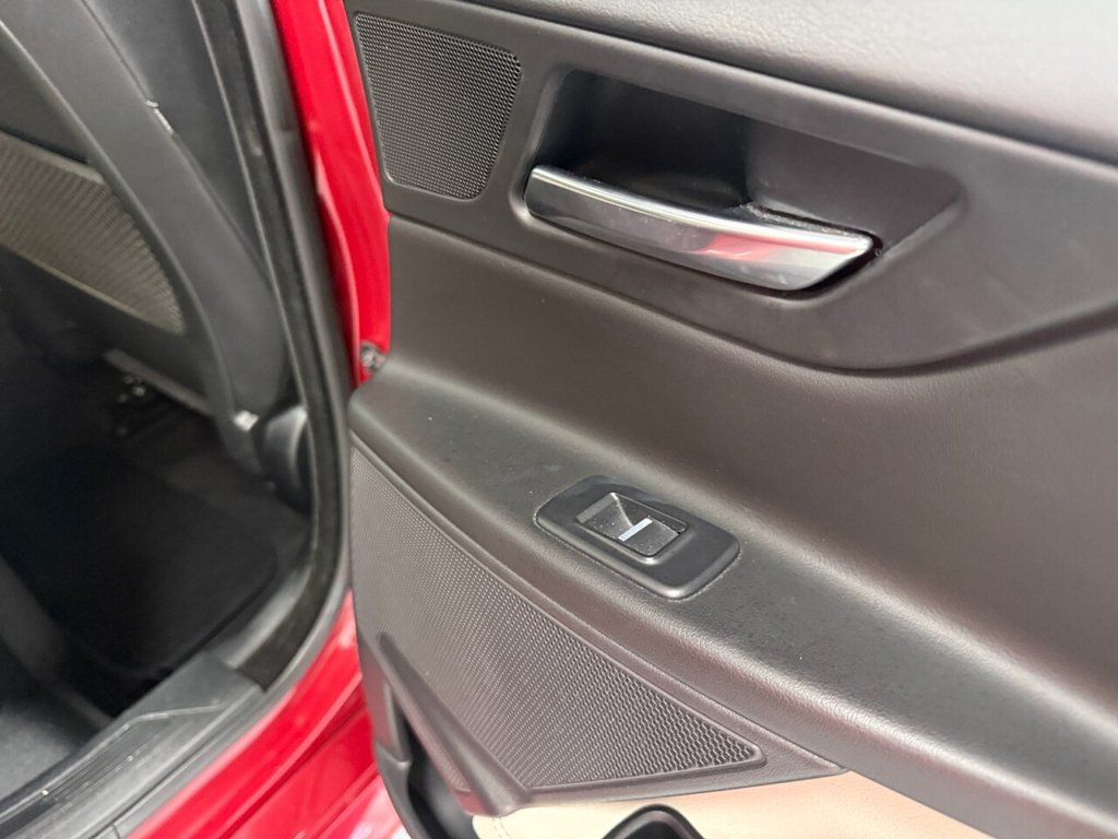 Used Jaguar XE 2017 for sale - 76776568: Photo 6