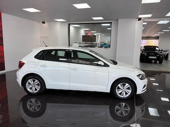 Used Volkswagen Polo 2018 for sale - 78955728: Photo