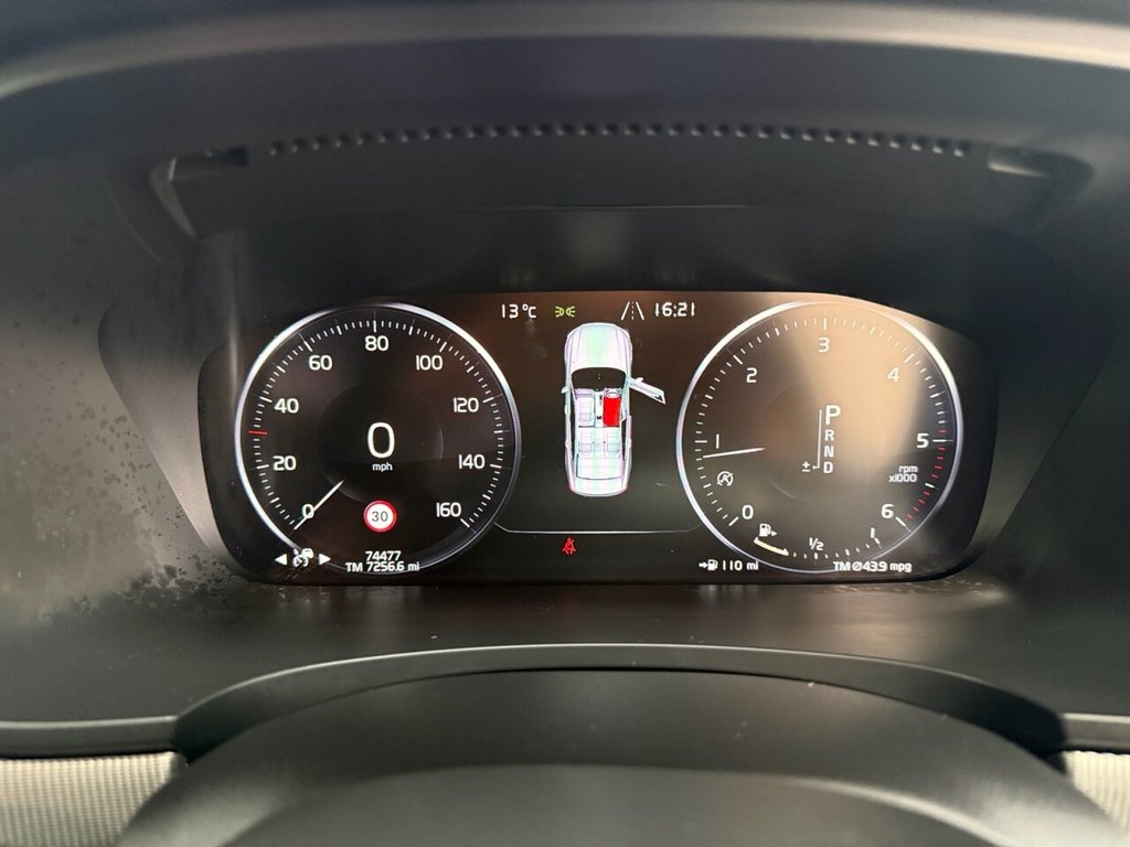 Used Volvo S90 2018 for sale - 76776645: Photo 39