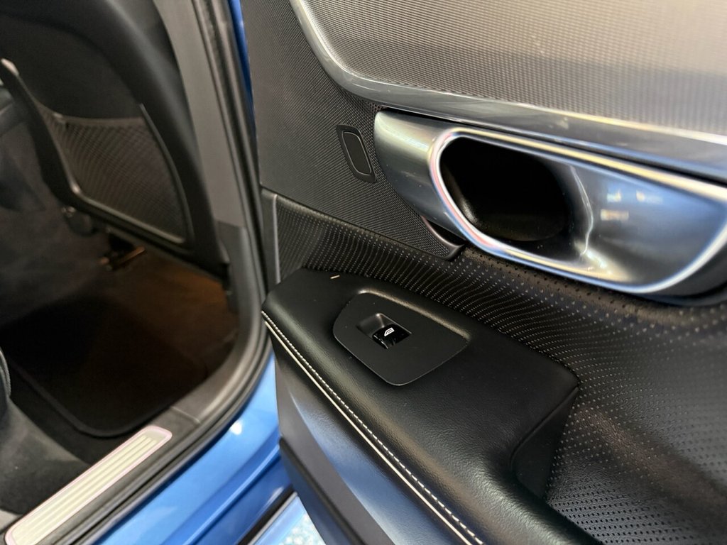 Used Volvo S90 2018 for sale - 76776645: Photo 6