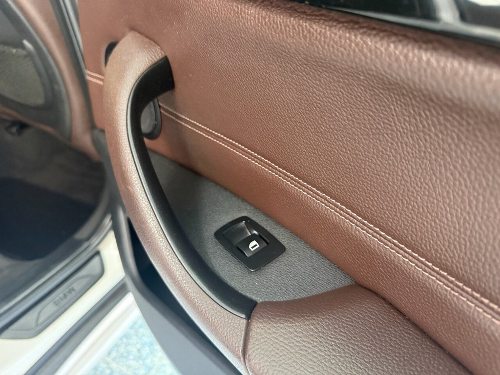 Used Jaguar F-Pace 2018 for sale - 76776699: Photo 4