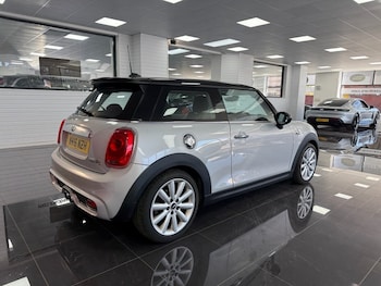 Used MINI Hatch 2016 for sale - 78474775: Photo