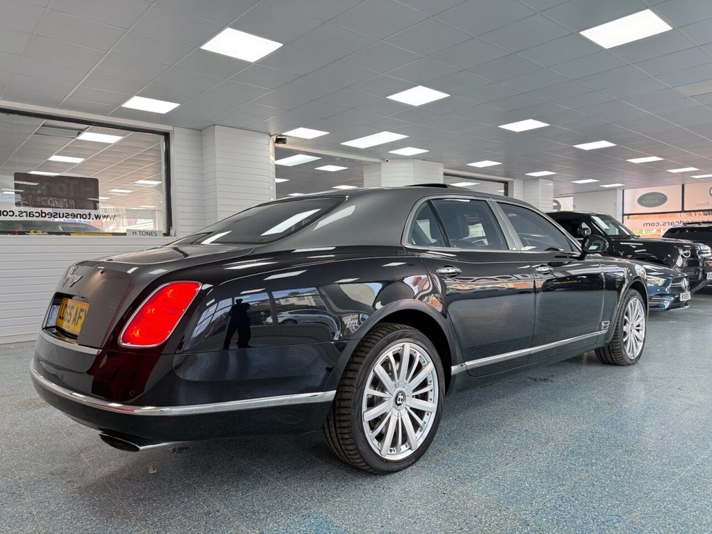 Used Bentley Mulsanne 2015 for sale - 76776657: Photo 2