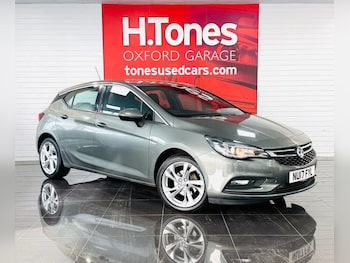 Used Vauxhall Astra 2017 for sale - 77905517: Photo