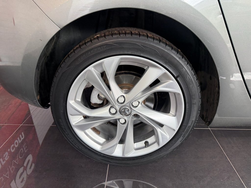 Used Vauxhall Astra 2017 for sale - 77905517: Photo 3