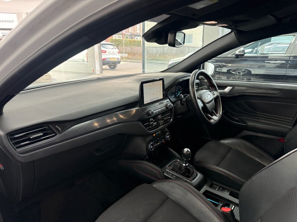 Used Ford Focus 2018 for sale - 77905613: Photo 11