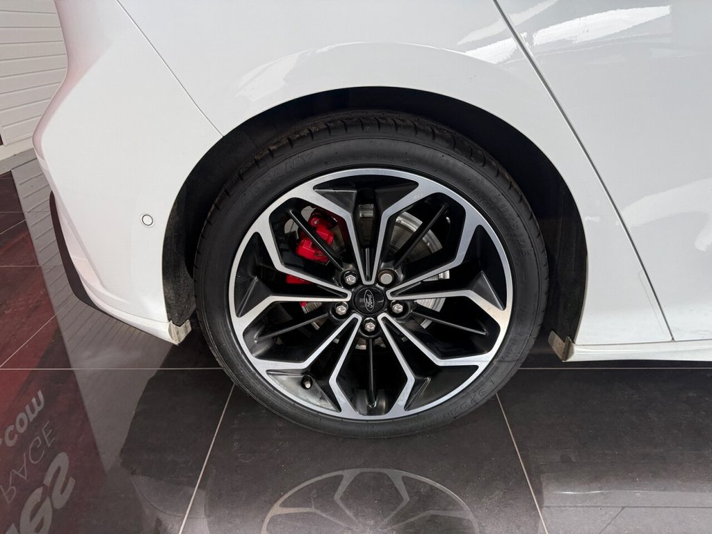 Used Ford Focus 2018 for sale - 77905613: Photo 3