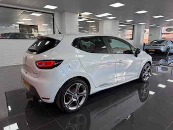 Used Renault Clio 2019 for sale - 78358355: Photo