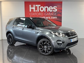 Used Land Rover Discovery Sport 2018 for sale - 79384759: Photo