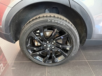 Used Land Rover Discovery Sport 2018 for sale - 79384759: Photo