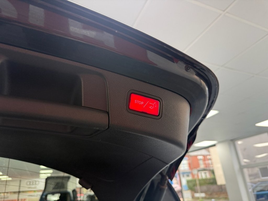 Used Mercedes-Benz GLA 2018 for sale - 76776611: Photo 11