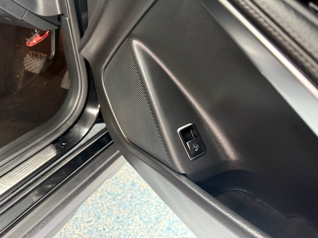 Used Mercedes-Benz GLA 2018 for sale - 76776611: Photo 26