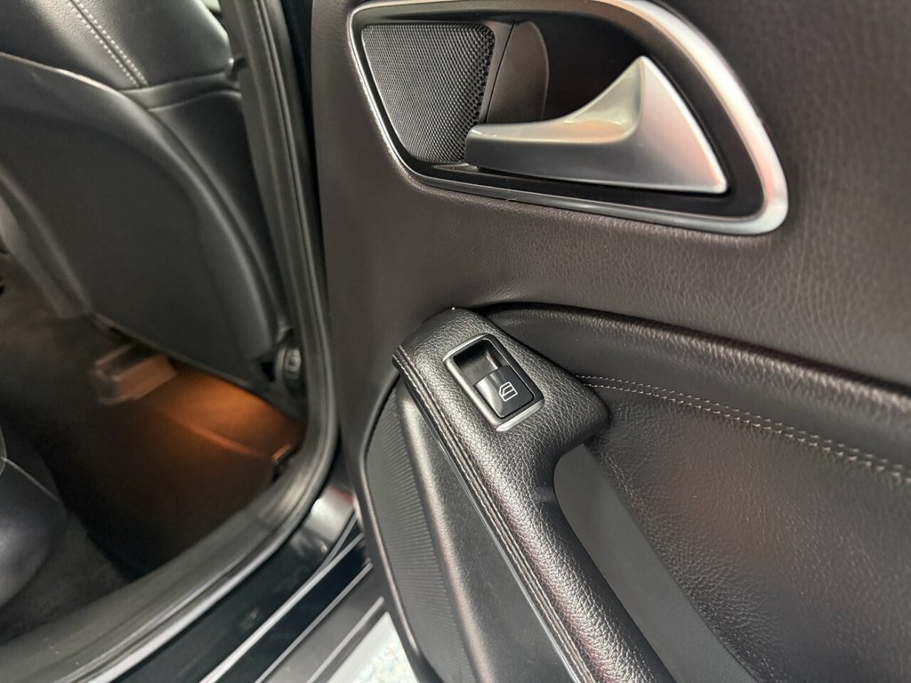 Used Mercedes-Benz GLA 2018 for sale - 76776611: Photo 6