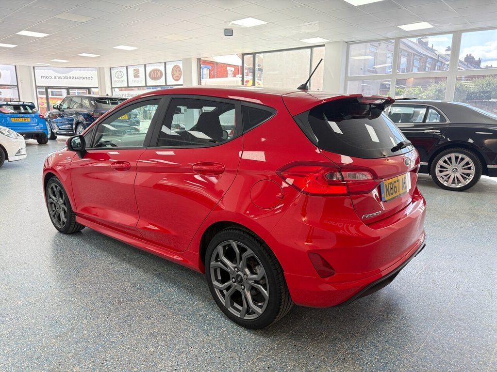 Used Ford Fiesta 2018 for sale - 76776640: Photo 10