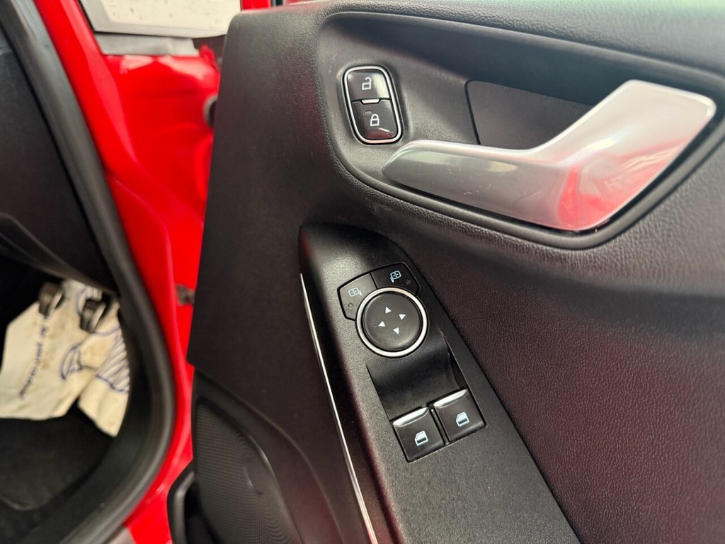 Used Ford Fiesta 2018 for sale - 76776640: Photo 23