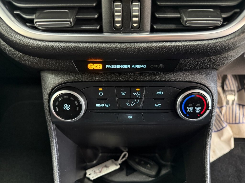 Used Ford Fiesta 2018 for sale - 76776640: Photo 36