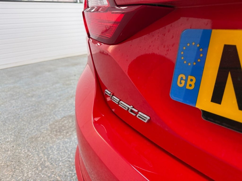 Used Ford Fiesta 2018 for sale - 76776640: Photo 7