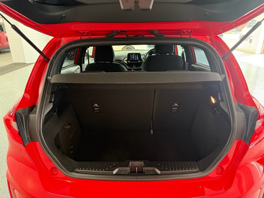 Used Ford Fiesta 2018 for sale - 76776640: Photo 8