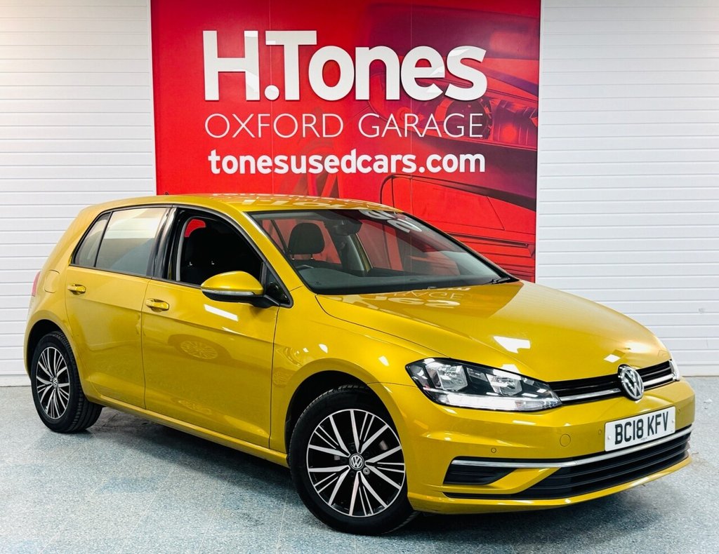 Used Volkswagen Golf 2018 for sale - 76776674: Photo 1