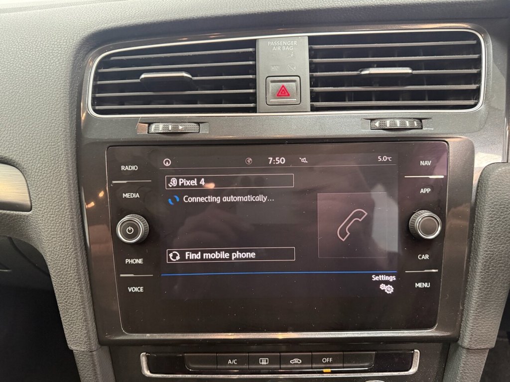 Used Volkswagen Golf 2018 for sale - 76776674: Photo 34