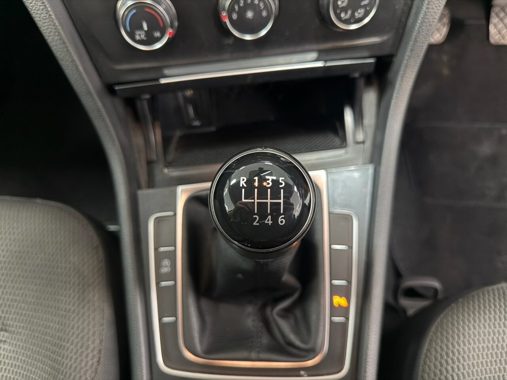 Used Volkswagen Golf 2018 for sale - 76776674: Photo 40