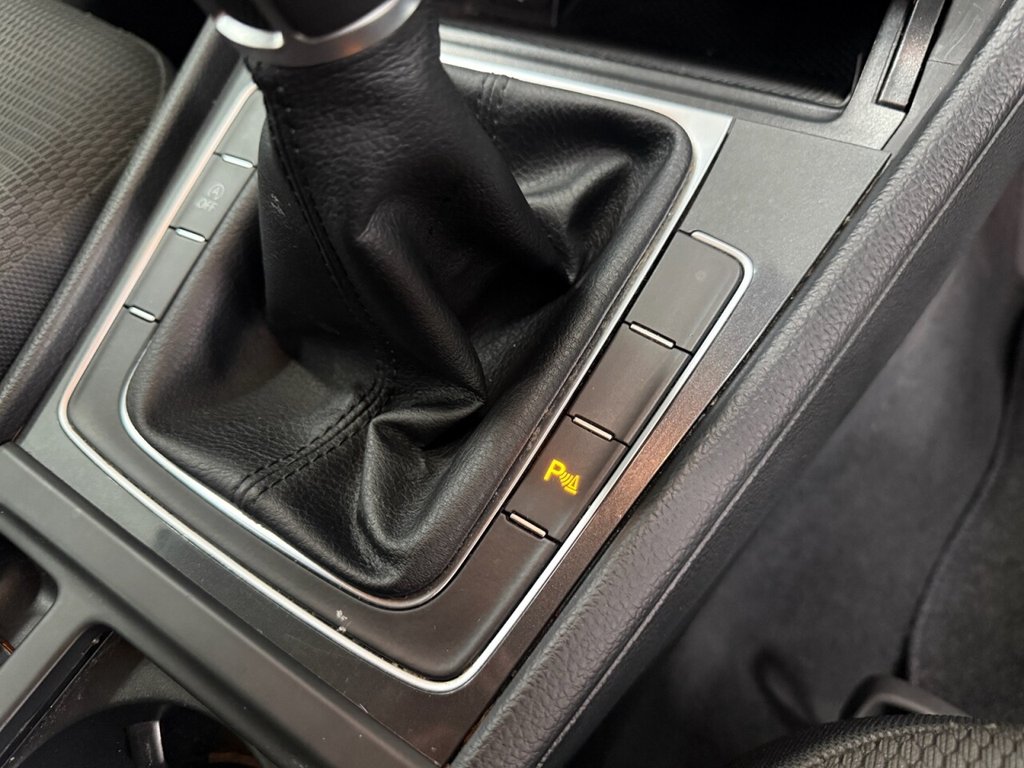 Used Volkswagen Golf 2018 for sale - 76776674: Photo 41