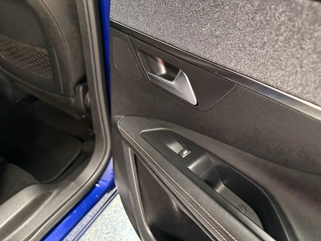 Used Peugeot 3008 2021 for sale - 76776707: Photo 8