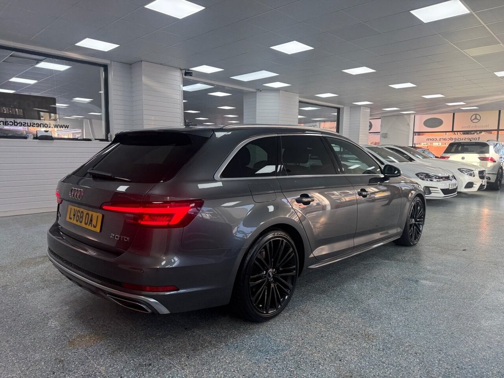 Used Audi A4 2018 for sale - 77200571: Photo 2