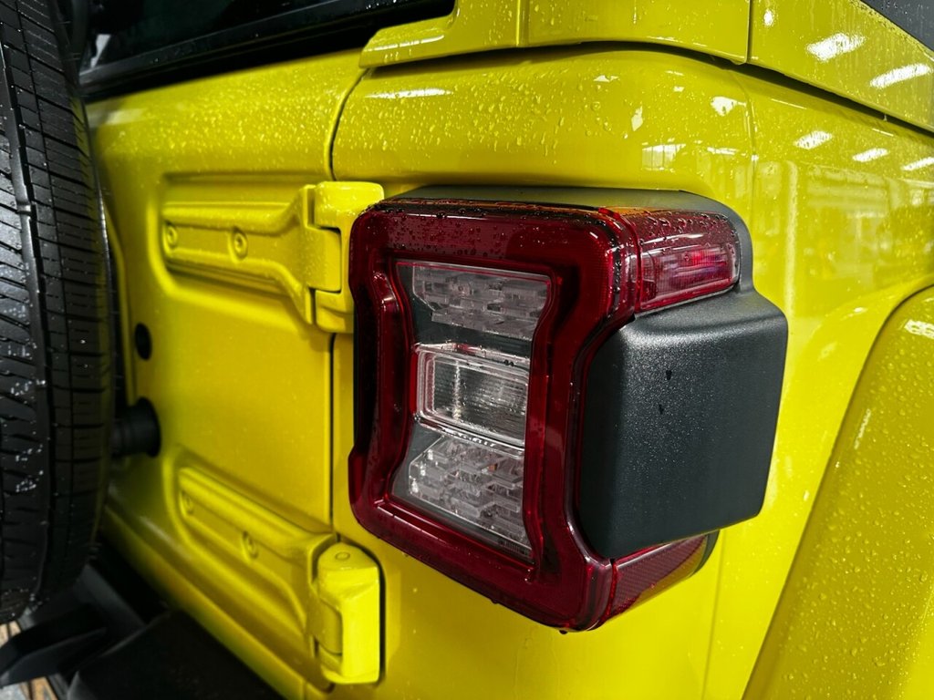 Used Jeep Wrangler 2023 for sale - 76776718: Photo 10