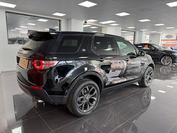 Used Land Rover Discovery Sport 2019 for sale - 78474743: Photo