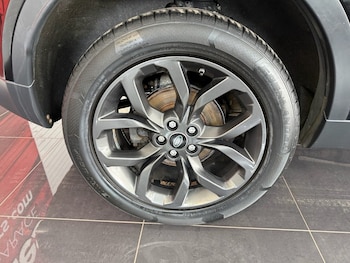 Used Land Rover Discovery Sport 2019 for sale - 78474743: Photo