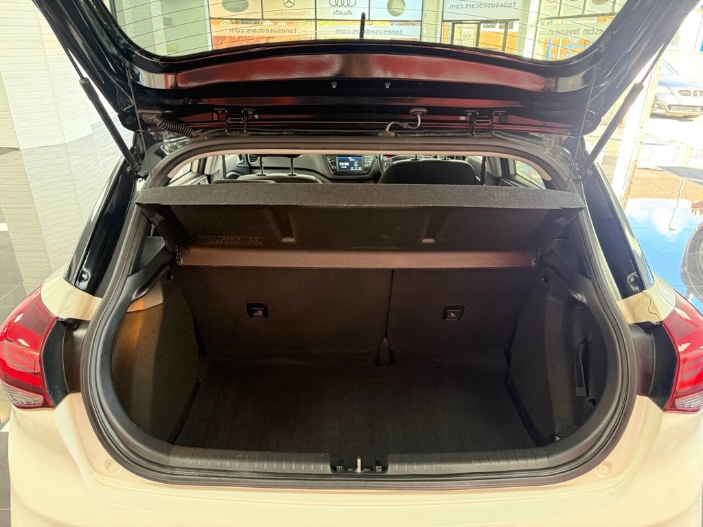 Used Hyundai i20 2019 for sale - 78030055: Photo 10