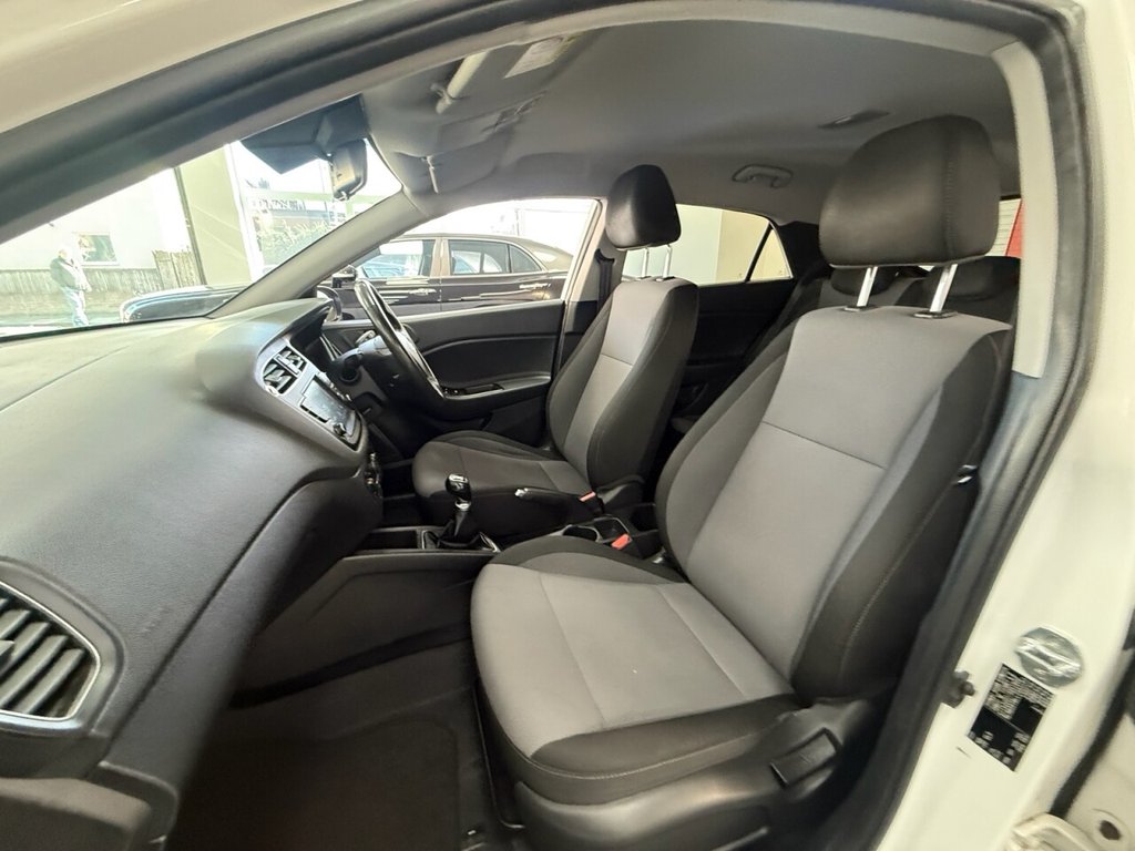 Used Hyundai i20 2019 for sale - 78030055: Photo 16