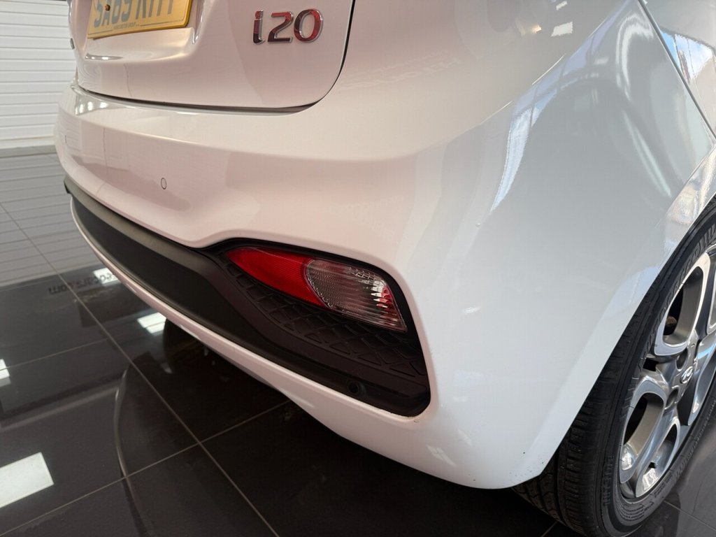 Used Hyundai i20 2019 for sale - 78030055: Photo 9