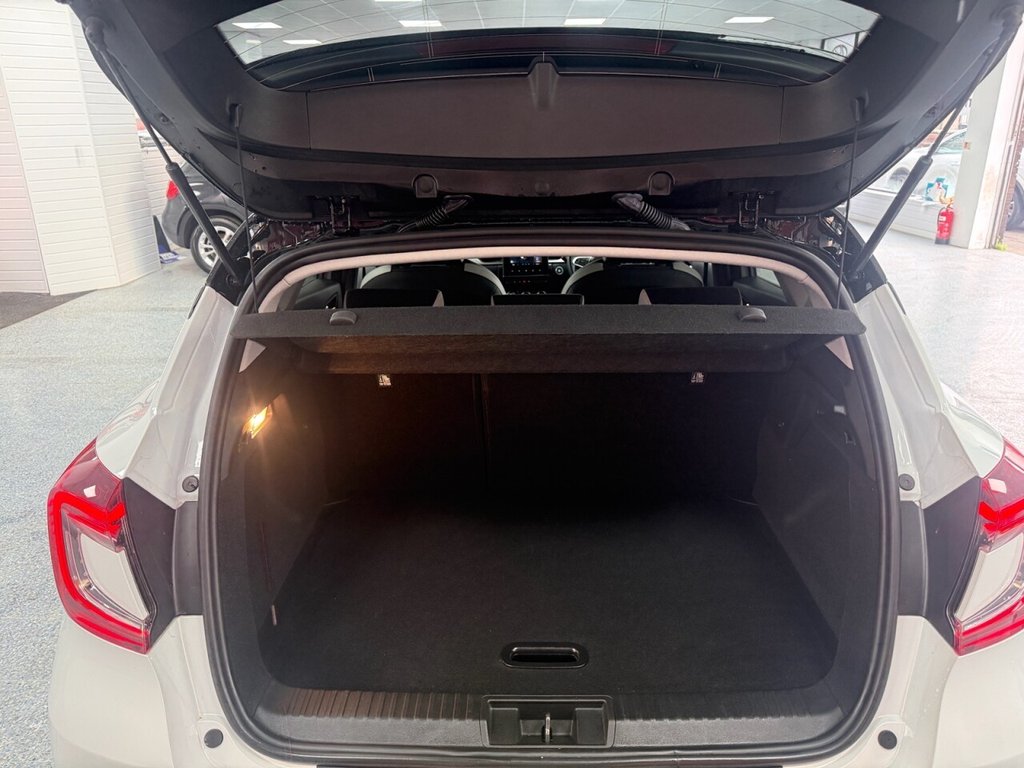 Used Renault Captur 2023 for sale - 76973885: Photo 10