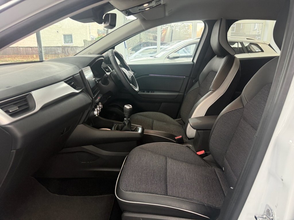 Used Renault Captur 2023 for sale - 76973885: Photo 15