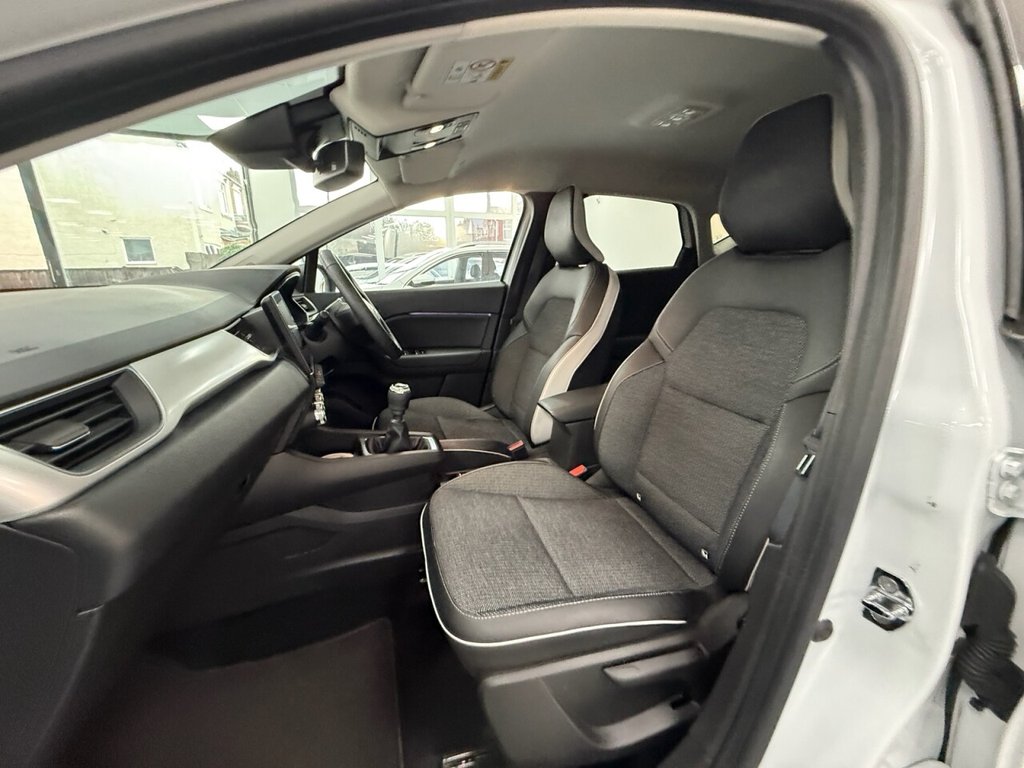 Used Renault Captur 2023 for sale - 76973885: Photo 16