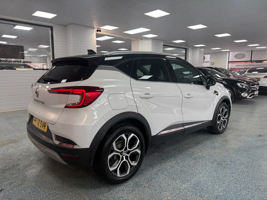 Used Renault Captur 2023 for sale - 76973885: Photo 2