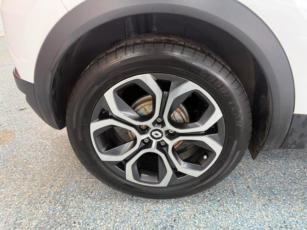 Used Renault Captur 2023 for sale - 76973885: Photo 3