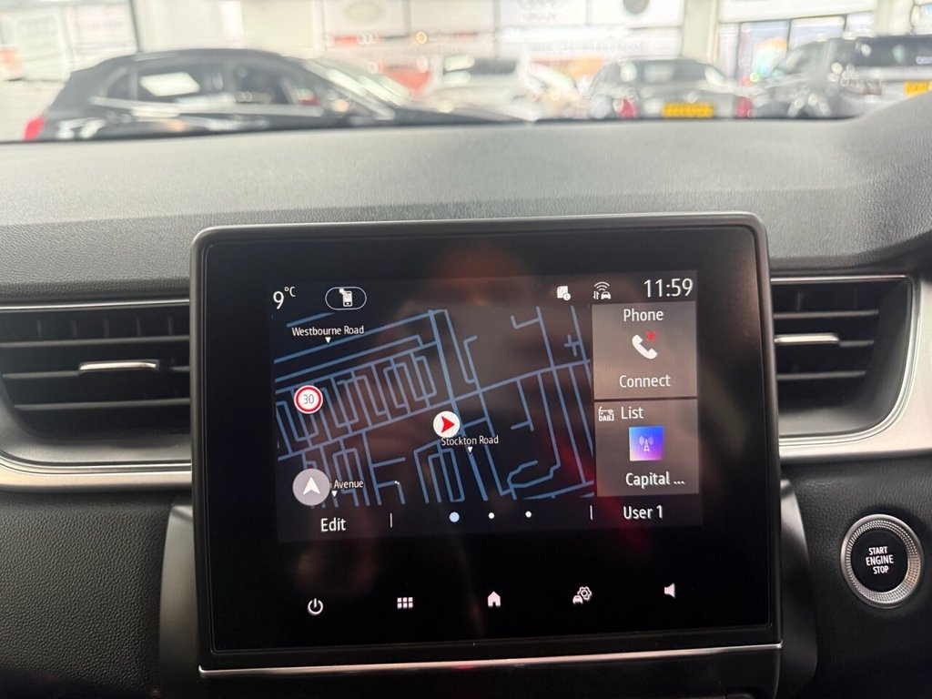 Used Renault Captur 2023 for sale - 76973885: Photo 31